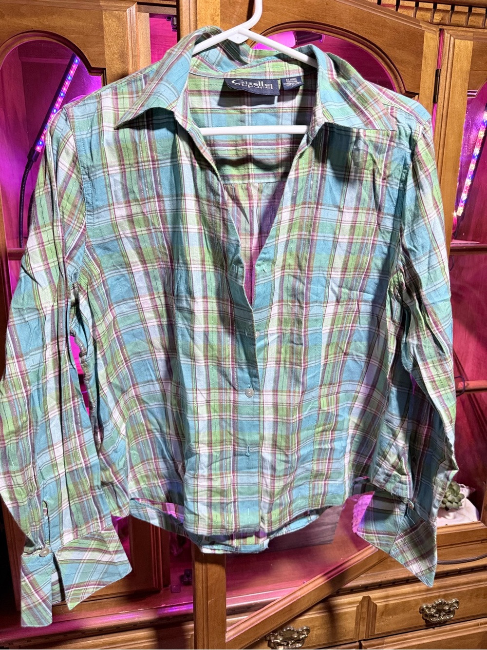 Bundle deal - 3 Button Up Shirts - Picture 3 of 6